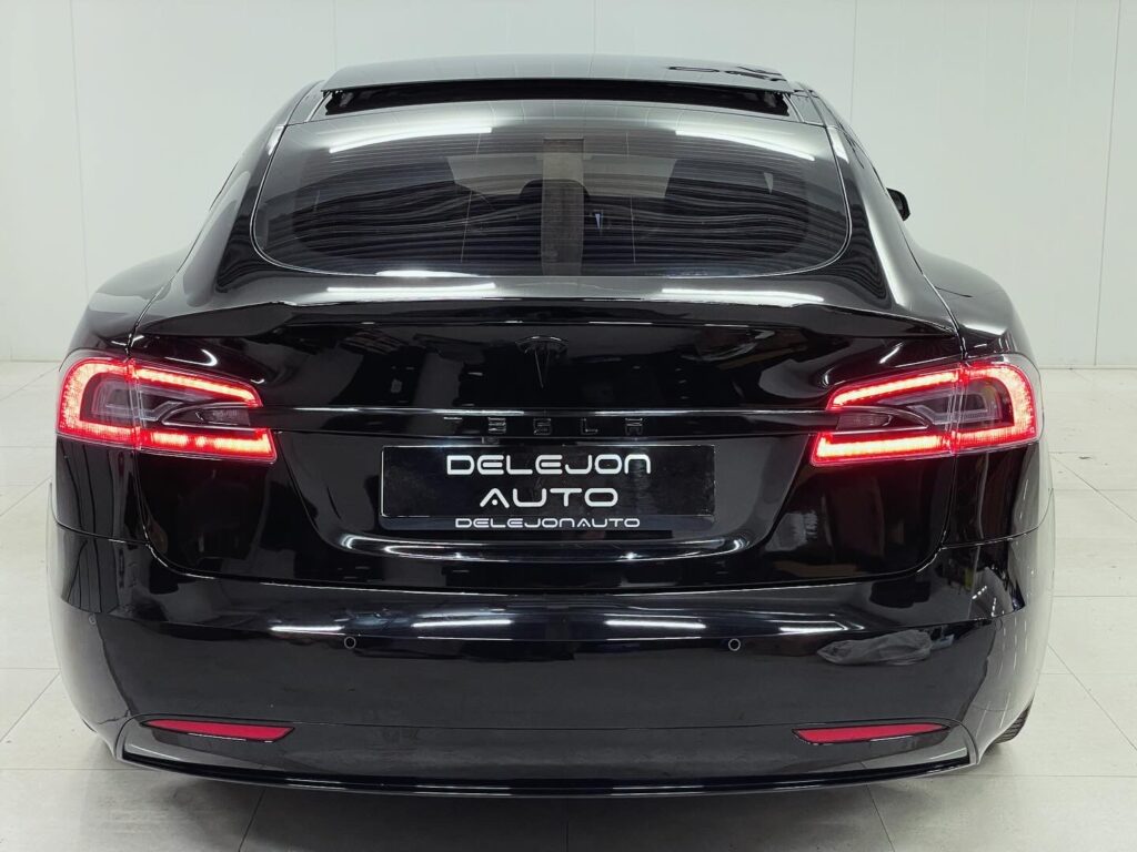 Tesla Model S 75D Facelift Panorama 21” 525hk