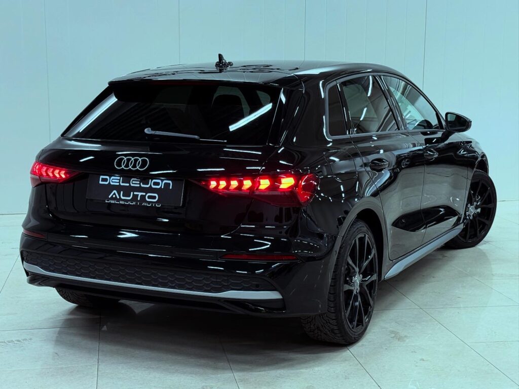 Audi A3 Sportback 35 TFSI Proline Advanced / Värmare
