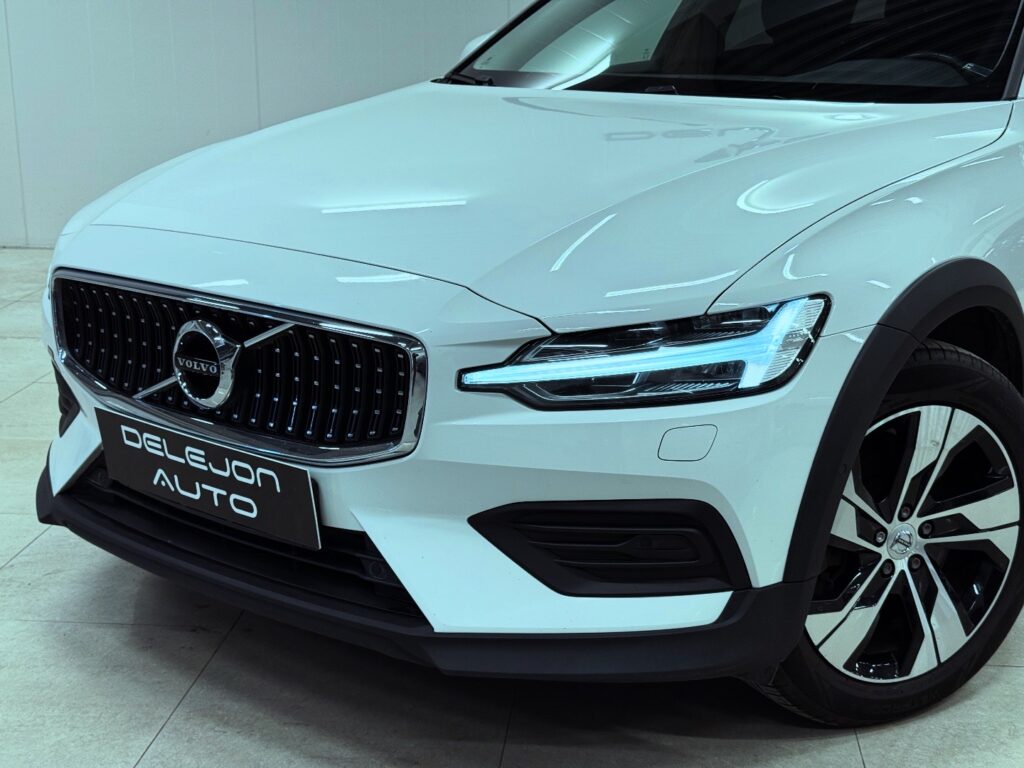 Volvo V60 Cross Country B4 AWD Geartronic Momentum Euro 6