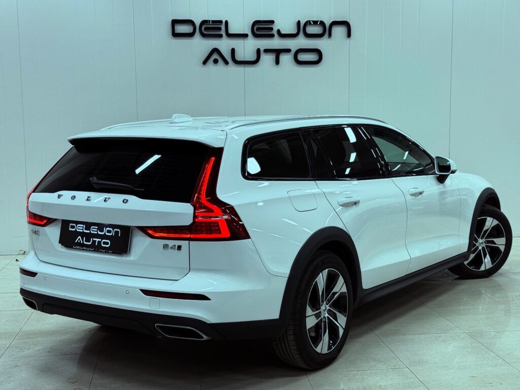 Volvo V60 Cross Country B4 AWD Geartronic Momentum Euro 6