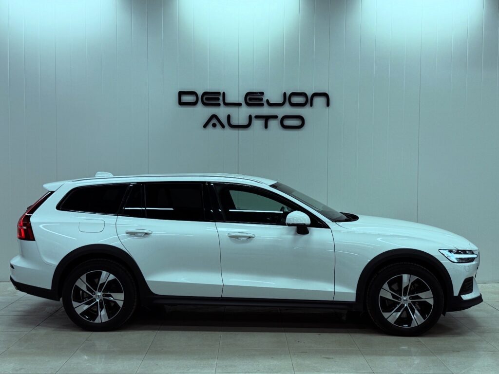 Volvo V60 Cross Country B4 AWD Geartronic Momentum Euro 6