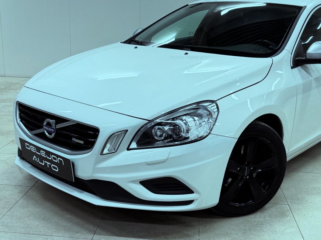 Volvo S60 D2 R-Design 115HK