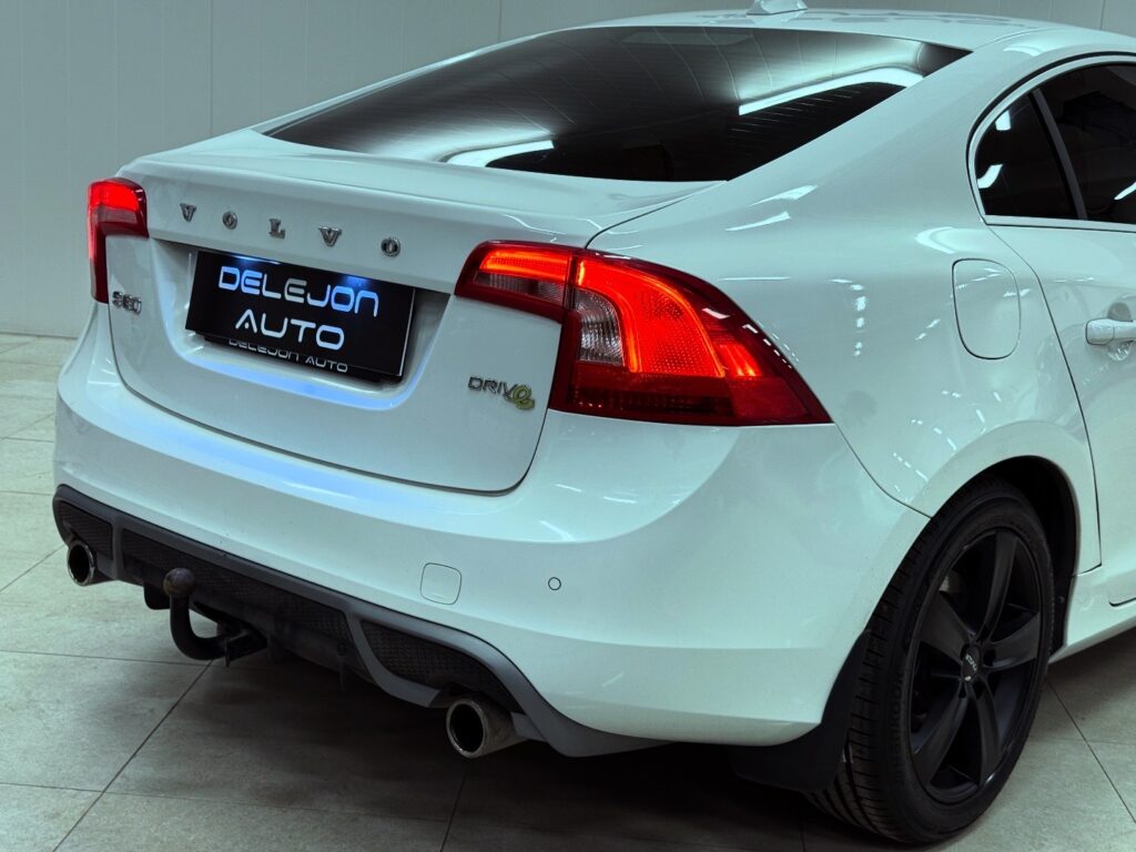 Volvo S60 D2 R-Design 115HK