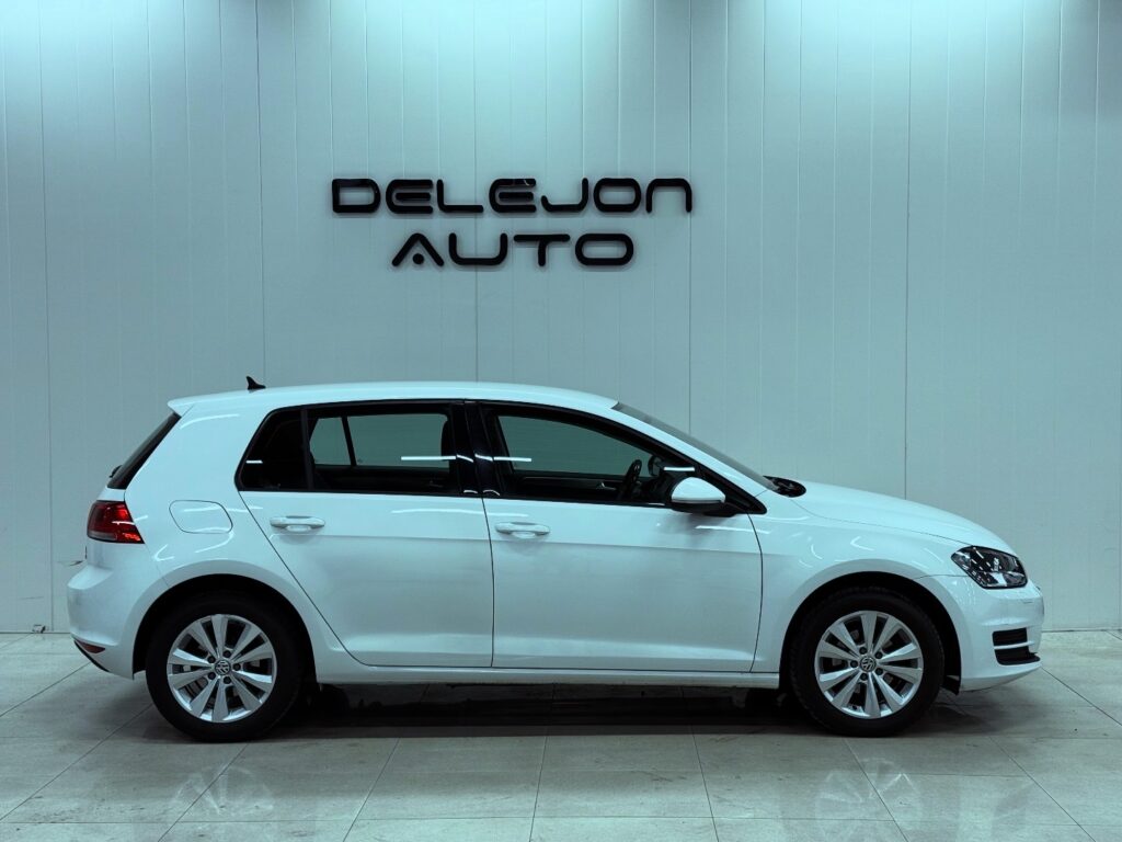 Volkswagen Golf 1.2 TSI Farthållare Carplay Euro 6 110hk